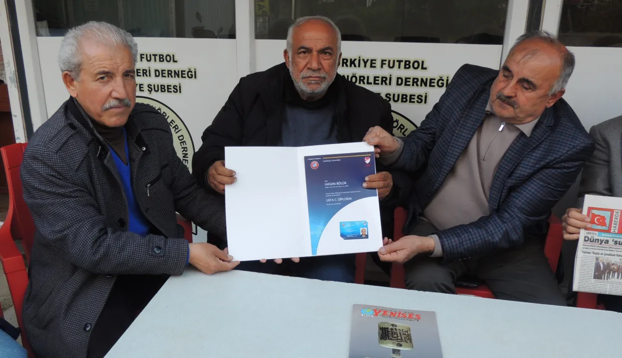 TÜFAD Osmaniye Şubesi’nin Onursal Başkanı Hasan Bölük Bey’e UEFA C Diploması Gönderildi