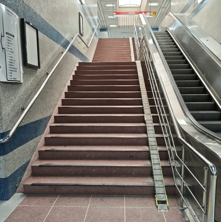 Ankara Metrosunda Bisiklet Rampaları