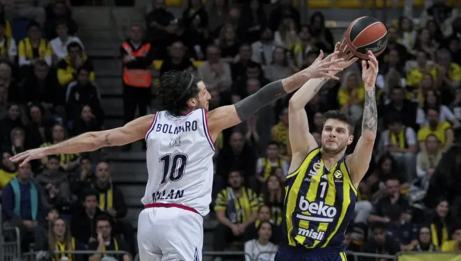 Fenerbahçe Beko Sırbistan’dan mağlup döndü