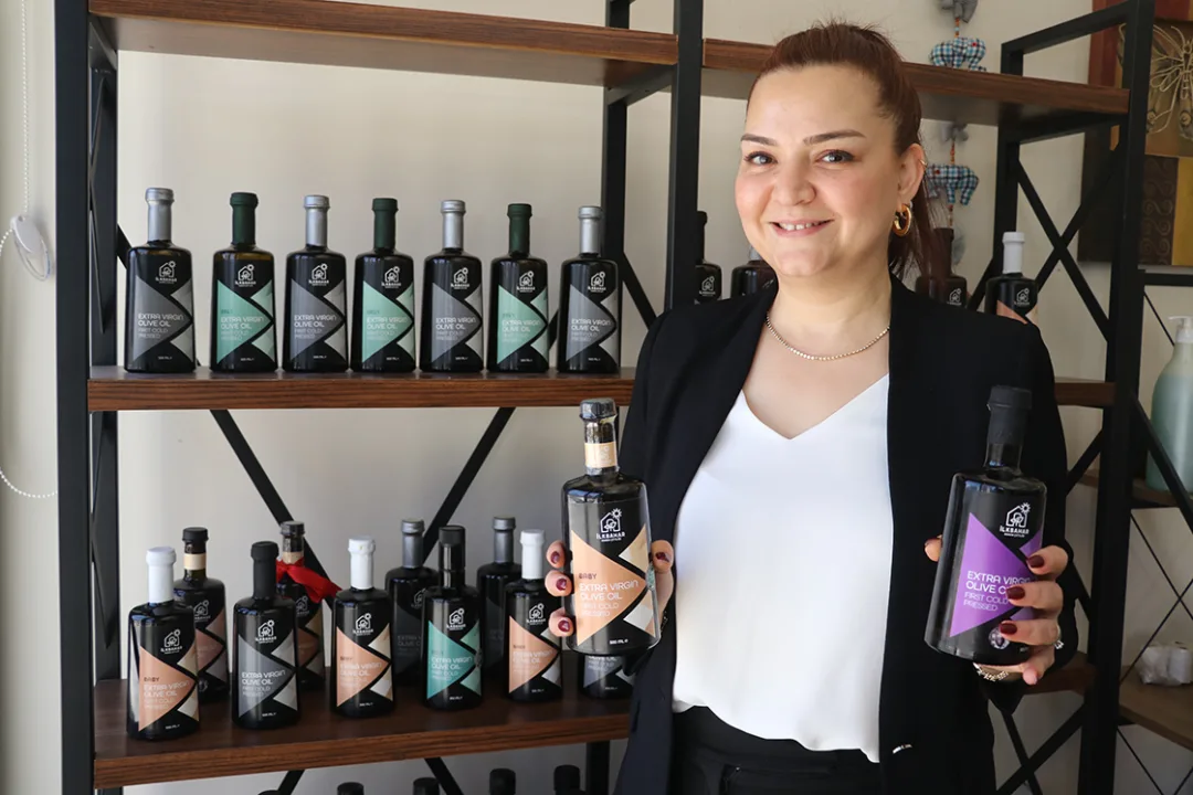 Kadın mühendis, ailesinin yetiştirdiği zeytinlere katma değer kazandırdı