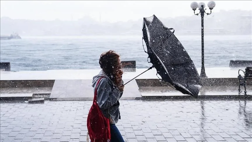 Meteorolojiden İstanbul ve çevre iller için fırtına uyarısı