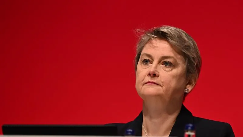 İngiltere Dışişleri Bakanı’ndan Trump’a: Diplomasiyi sosyal medyadan yapmıyoruz