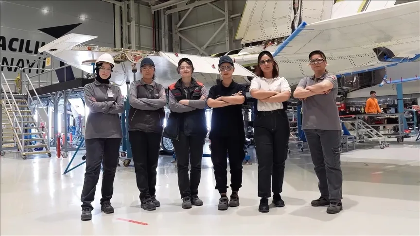 Türk kadınından Milli Muharip Uçak KAAN’a imza