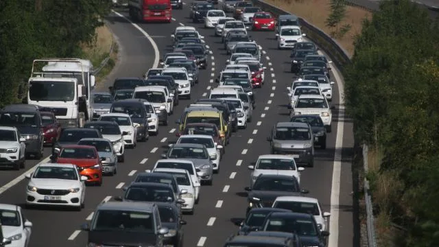 Bolu Dağı Tüneli’nden bayram tatilinde 331 bin 321 araç geçti