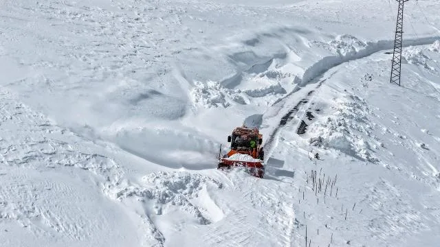 Batı’da bahar Doğu’da kış: 149 yol kapalı