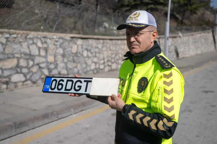 İşte APP ve standart plaka arasındaki farklar: Değiştirmek için son gün 1 Nisan