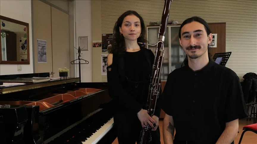 Bursalı iki genç müzisyen Almanya’da eğitim hakkı kazandı