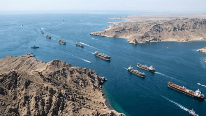 İran: İşgalcilerle bağlantılı hiçbir gemi Hürmüz Boğazı’ndan geçemez