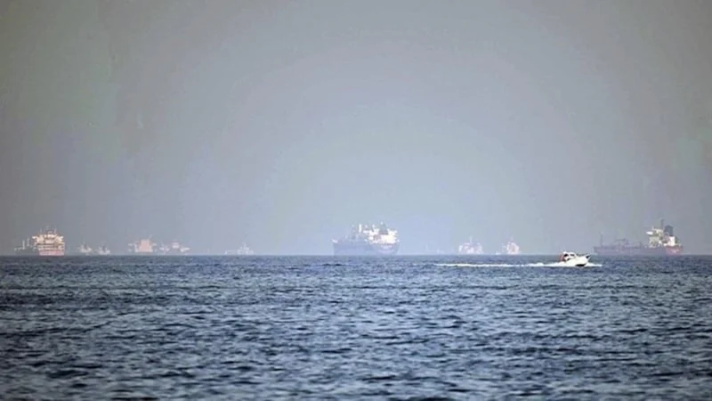 Hürmüz Boğazı çevresinde 1.900 gemi mahsur kaldı