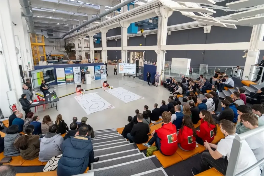 Bursa’nın Robot Takımları Çekya’da Başarı Elde Etti