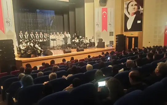 Antakya Medeniyetler Korosu Osmaniye’de Konser Verdi