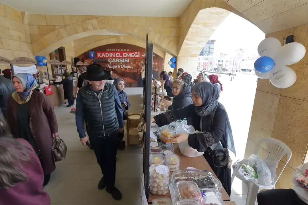Çorum’da Kadın Emeği Satış Stantları Açıldı