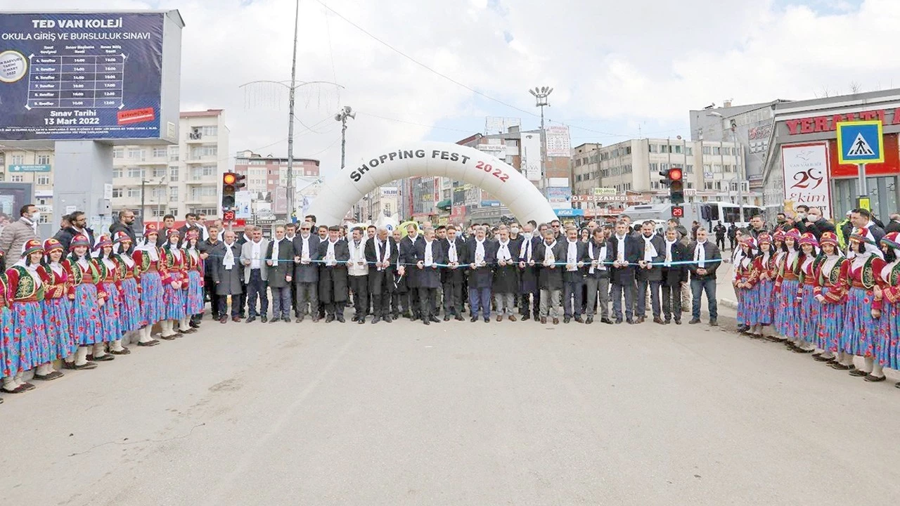 İranlı turistler gelmedi, turizm ve ticaret darbe aldı