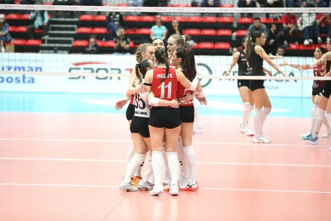 Voleybolda Yarı Finaller Tamamlandı