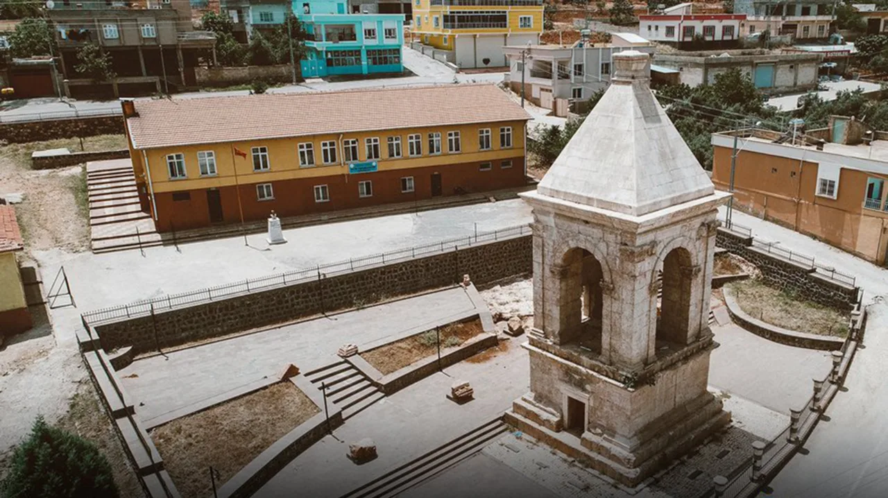 Anadolu’daki Roma İzlerinden Elif Anıt Mezarı