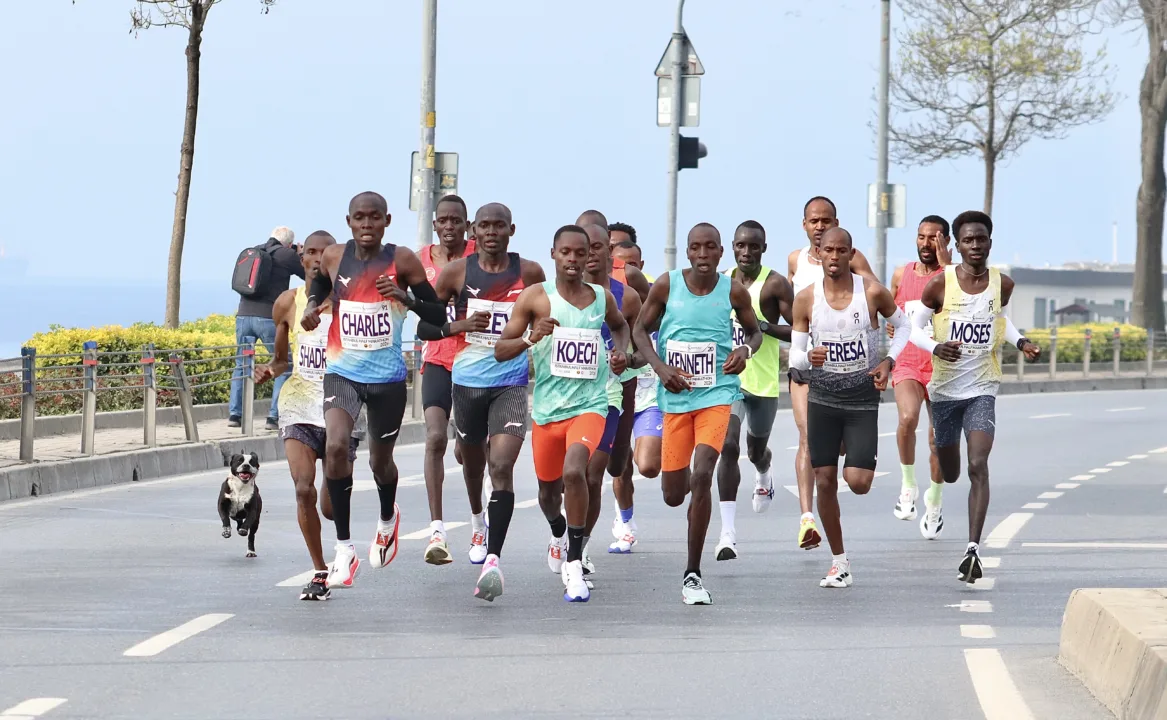 20 Bin Koşucu İstanbul Yarı Maratonu’nda Bir Araya Geldi