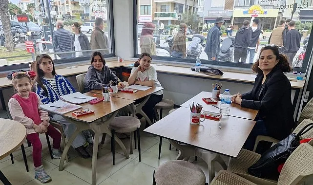 Ayvalık Belediyesi’nin Resim Atölyelerine Yoğun İlgi