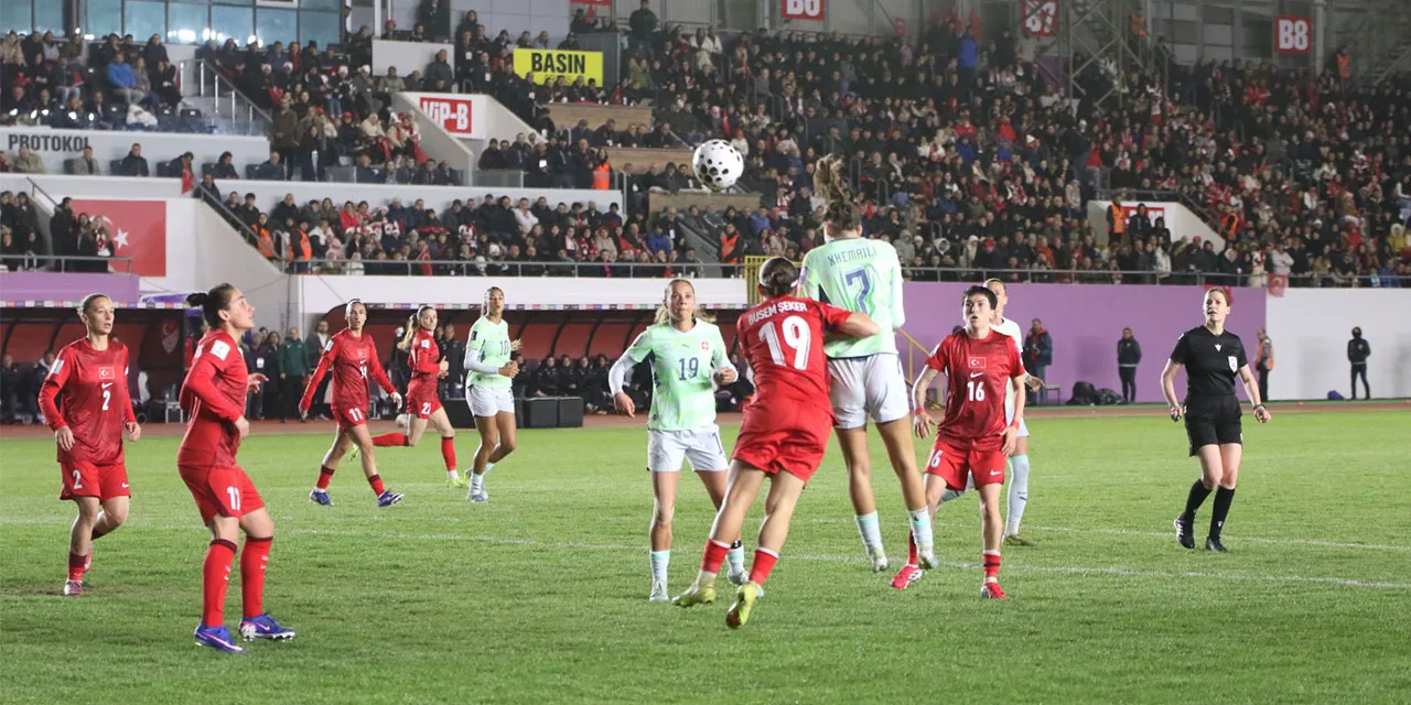 Sinop’un yeni stadının açılışında Milli Kadın Futbol Takımı İsviçre’den 1 puanı kaptı