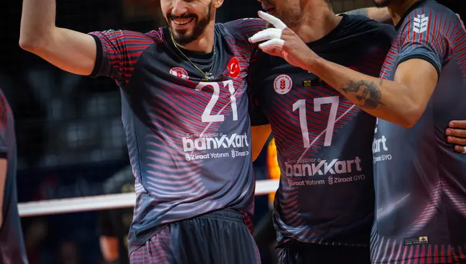 Efeler Ligi’nde şampiyon Ziraat Bankkart