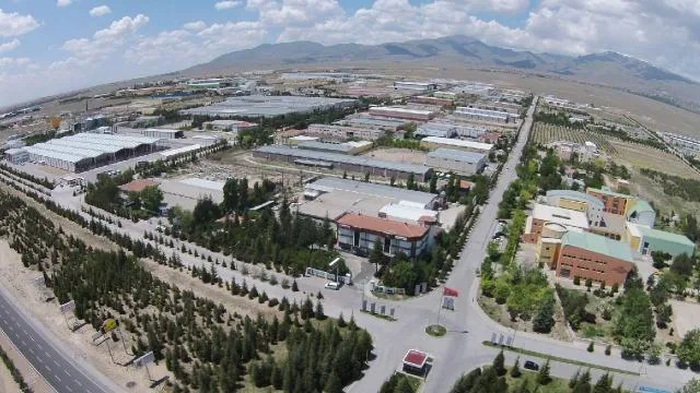 OSB’lerde yenilenebilir enerji kapasitesi fosil yakıtlıları geçti