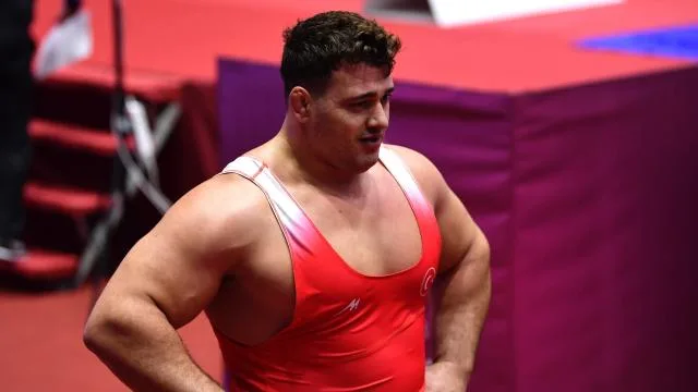 Üç milli güreşçimiz Tiran’da yarı finale yükseldi