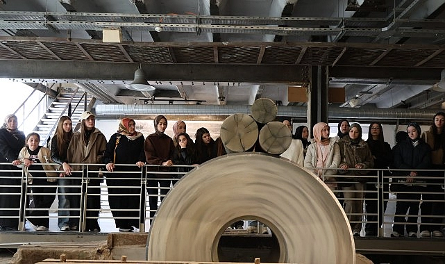 İskeçeli gençler, Büyükşehir’le Kocaeli’yi keşfetti