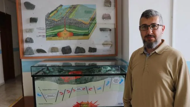 Simav’da son bir yılda yaklaşık 5 bin 500 deprem meydana geldi