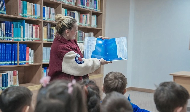 Minik Öğrenciler Kütüphane Atmosferini Yaşadı