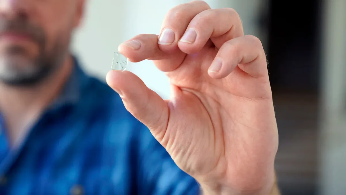 Danimarka müzesi Vikinglerin vitray pencereleri olduğunu söyledi