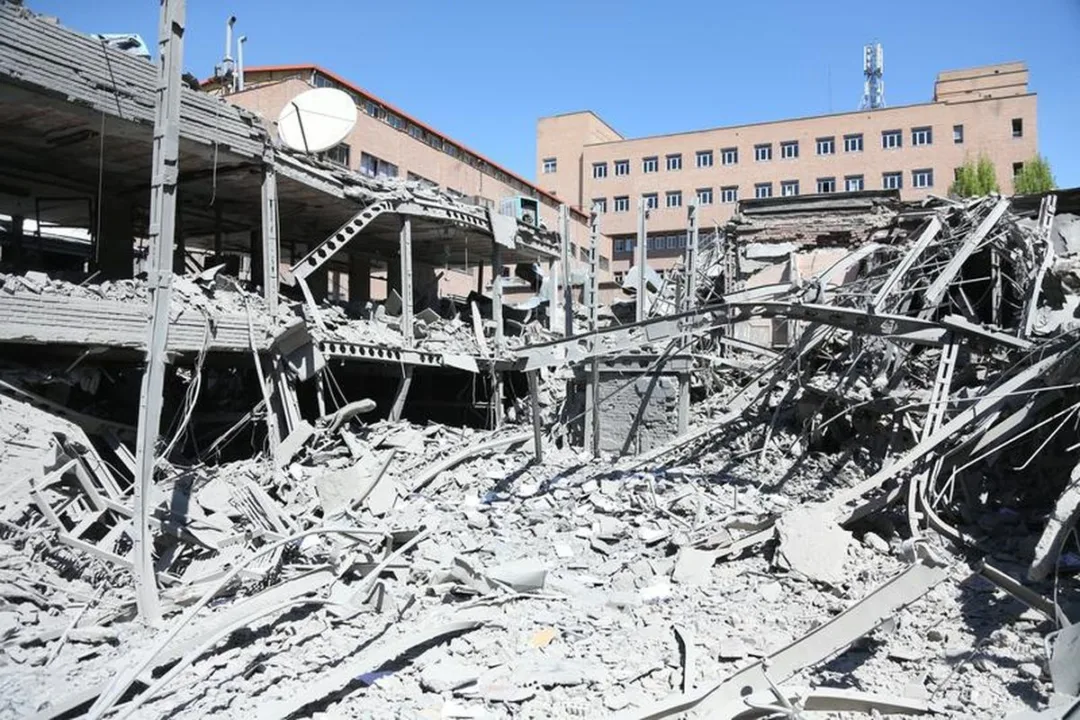 İran Kızılayı: 125 Bin 630 Birim Hasar Gördü