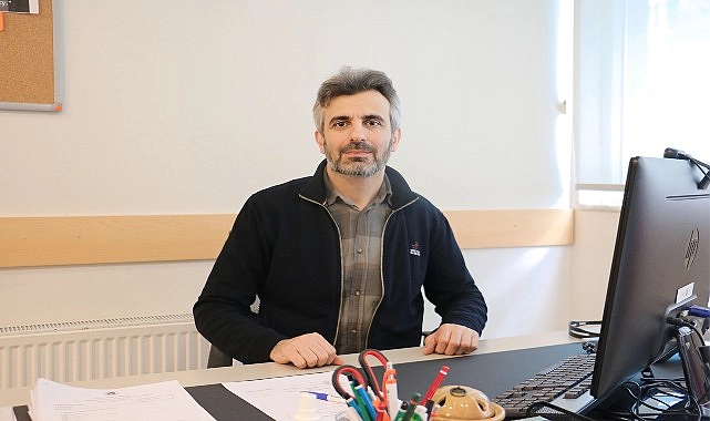 Plaza dili ve emoji kültürü Türkçeyi aşındırıyor!