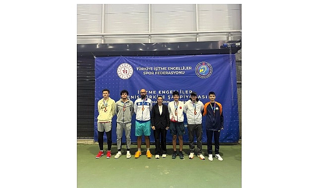 Osmangazi’nin Şampiyon Raketlerinden Büyük Başarı