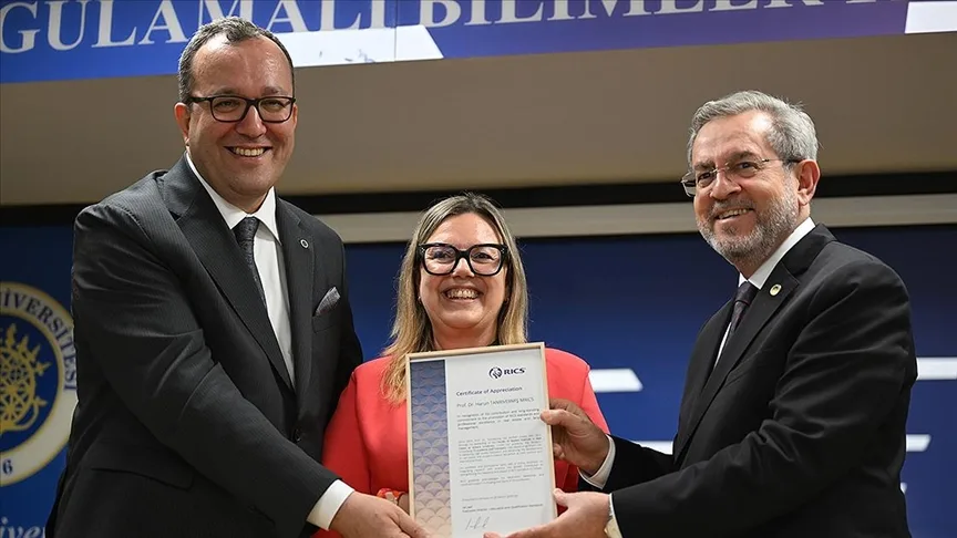 Ankara Üniversitesi “Kıta Avrupa’sında En Çok Akredite Edilmiş Programa Sahip Üniversite” unvanı aldı