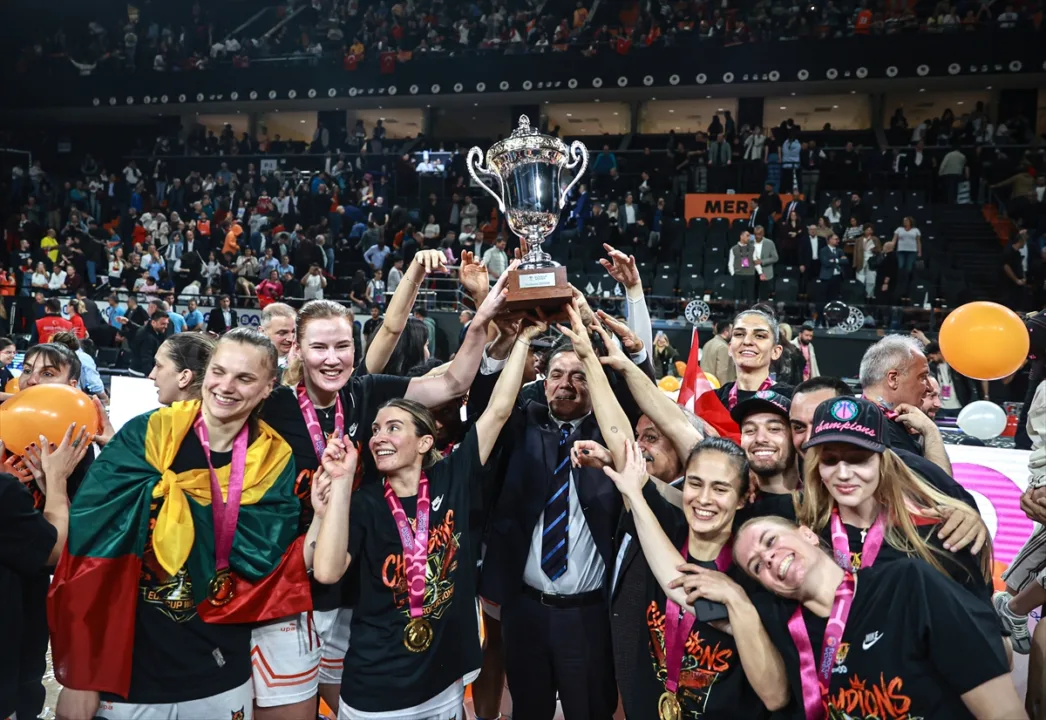 Çimsa ÇBK Mersin, FIBA Kadınlar Avrupa Kupası’nı kazandı