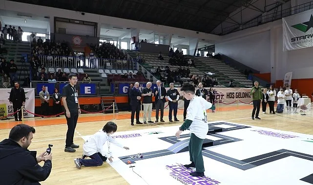 İnegöl’ün Mucitleri Robotlarını Yarıştırdı