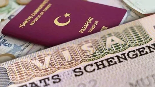 Yurt Dışına Çıkacaklar Dikkat: Yeni Dönem Resmen Başladı! O İşlem Artık Zorunlu