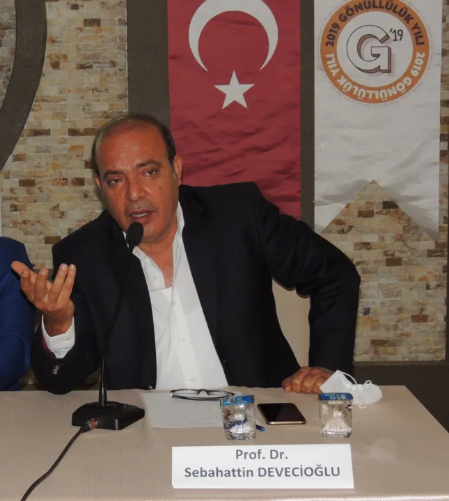 Türk Futbolunda Hakemlik Sisteminin Kurumsallaşması