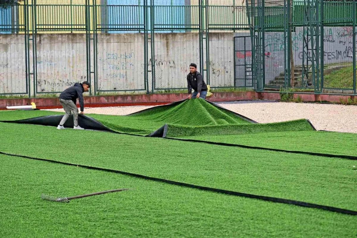 Bağlarbaşı spor tesisleri yenileniyor