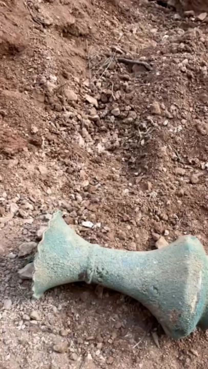 Define kazısı Yaptı, çıkanı görünce sevinçten havaya uçtu