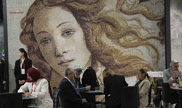 Doğal taşın kalbi İzmir’de atıyor