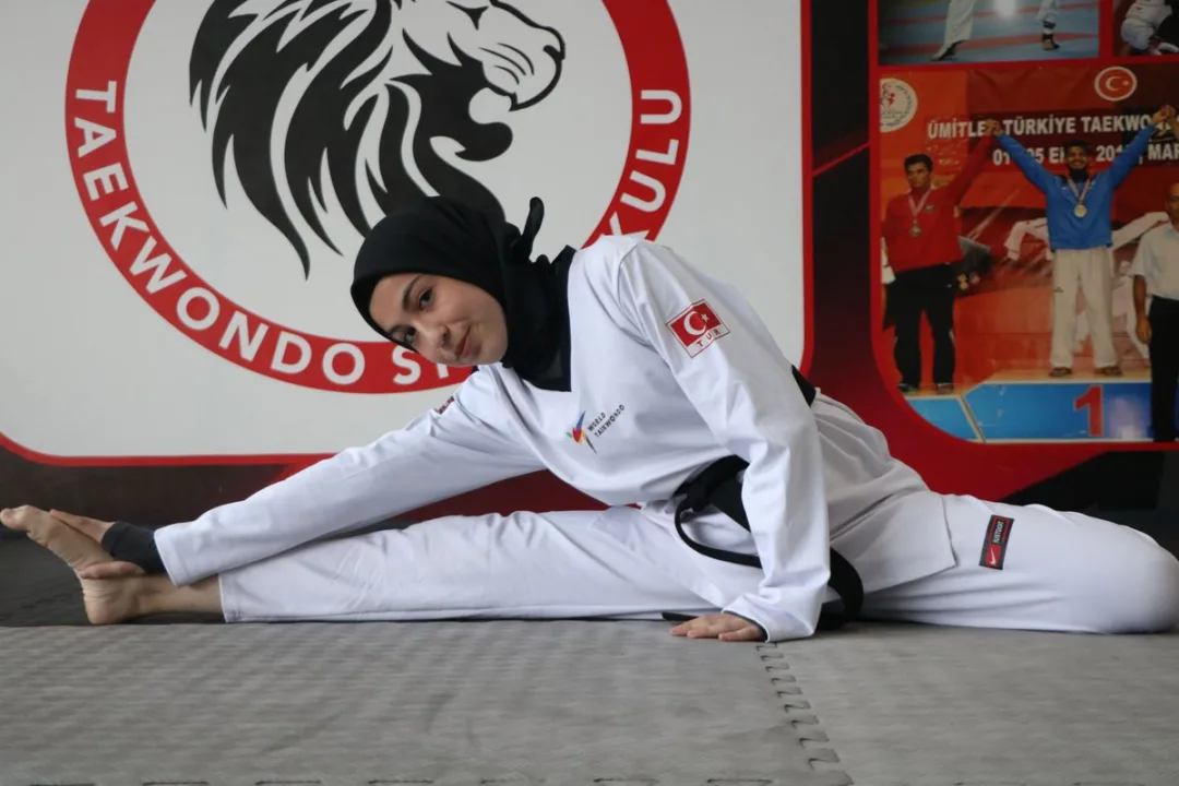 İşitme Engelli Fatma’nın Tekvando Başarısı