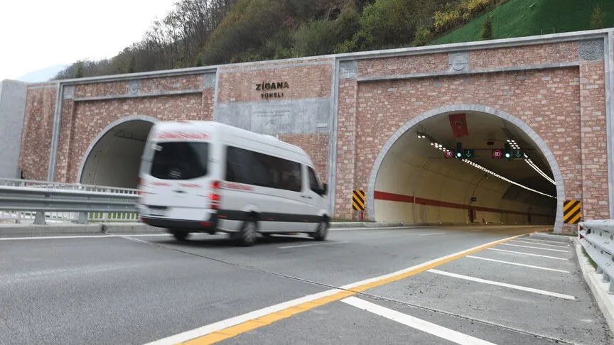 Zigana Tüneli’ni üç yılda 5 milyondan fazla araç kullandı