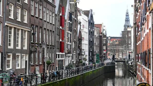 Amsterdam et ve fosil yakıt reklamlarını yasakladı