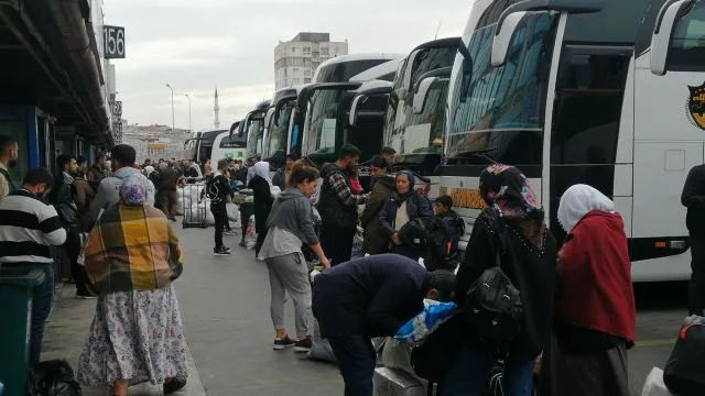 İstanbul’da otobüs ek seferlerin satışına başlandı
