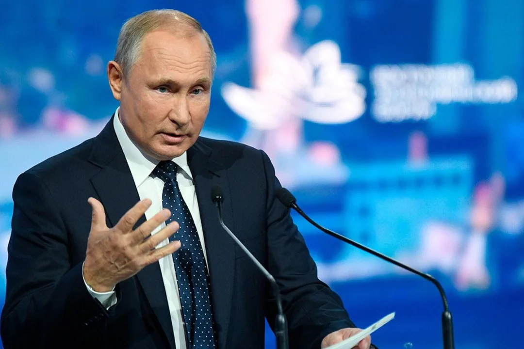 Putin ve Zelenski’den peş peşe ateşkes kararı