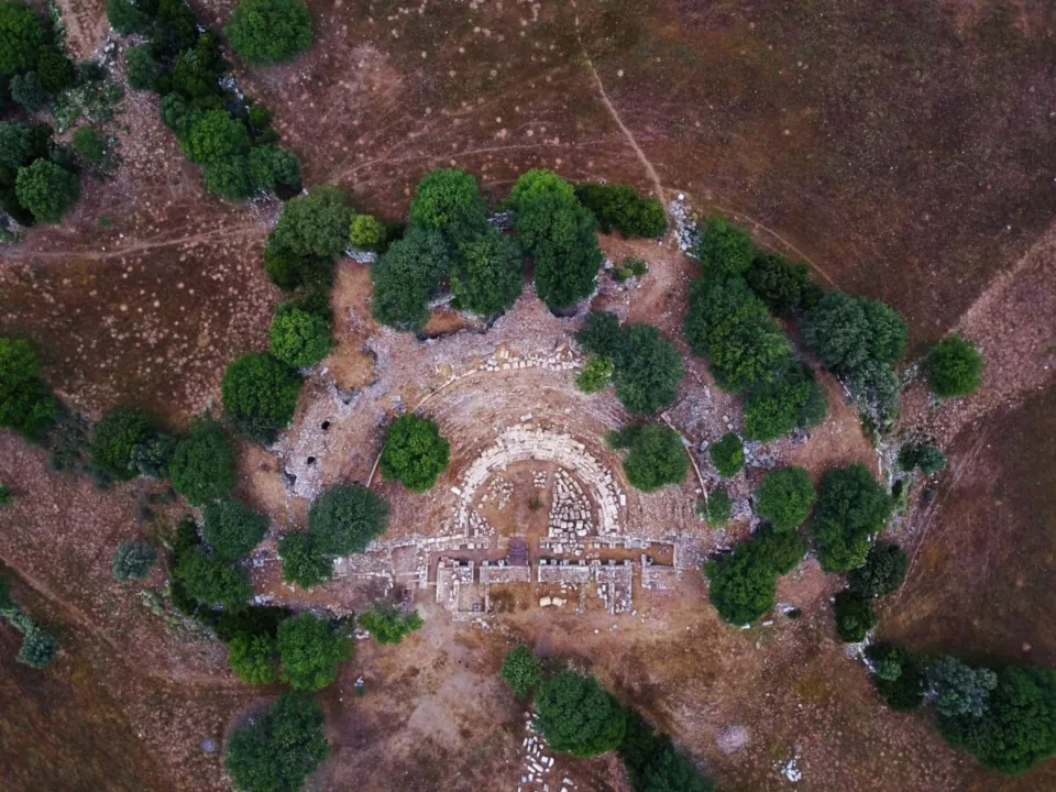 Yeni Yazıtlar, Antik Teos’ta