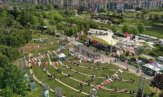 Beylikdüzü’nde Kırlangıç Gençlik Festivali coşkusu başladı