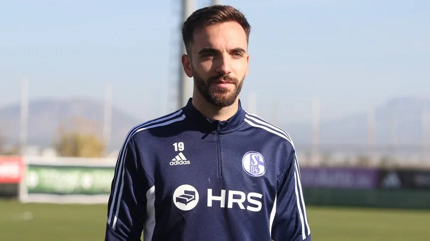 Schalke 04 kaptanı Kenan Karaman’ın ümidi milli takıma çağırılmak