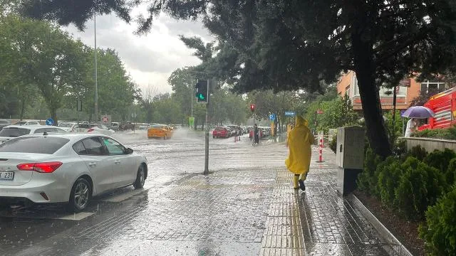 16 il için “sarı” uyarı: Kuvvetli yağışa dikkat