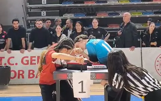 Şampiyon Sümeyye Hedefini Belirledi